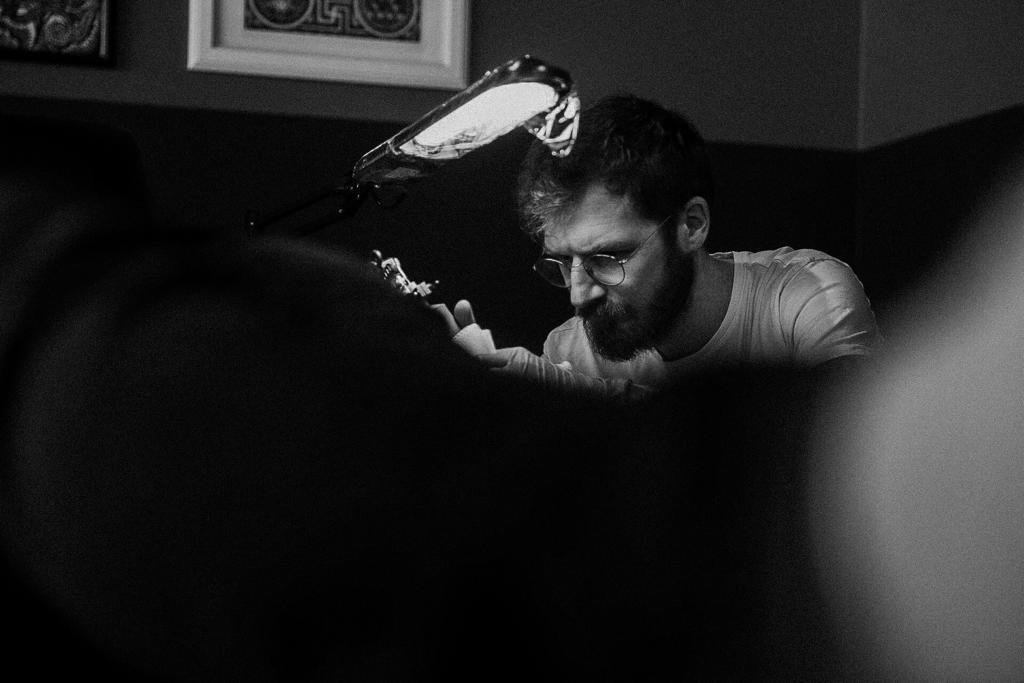 Jonatan Palm, tattoo artist at Kollektivet Hvitan